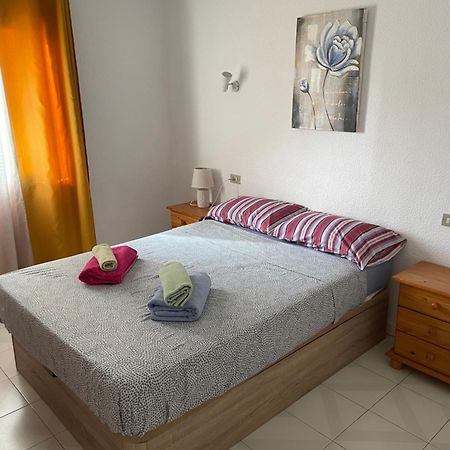 Apt Los Cristianos Beach 1 Exterior photo